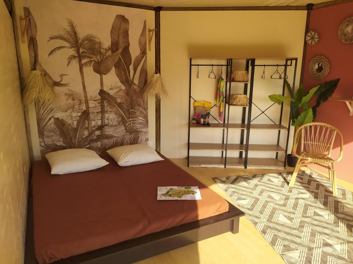 Camping Domaine De Senaud Albon Экстерьер фото